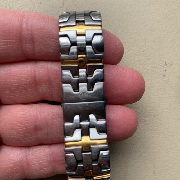 Movado Museum Watch Women - Picture 3 of 3